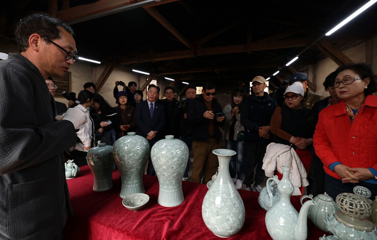 천년비색 강진청자, ‘세상의 빛을 보다’