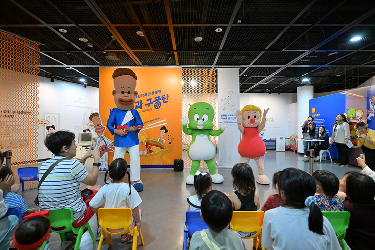 도봉구 둘리뮤지엄, 25일까지 가족 ...
