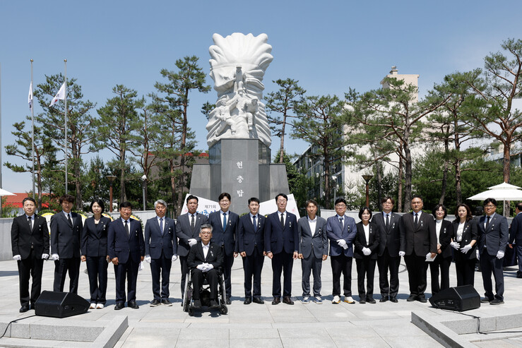 화성특례시의회, 제71회 현충일 추념...
