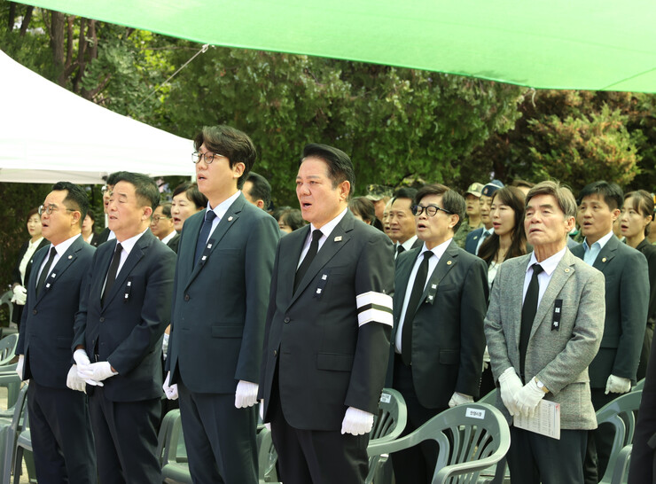 안양시, ‘제71회 현충일 추념식’ ...