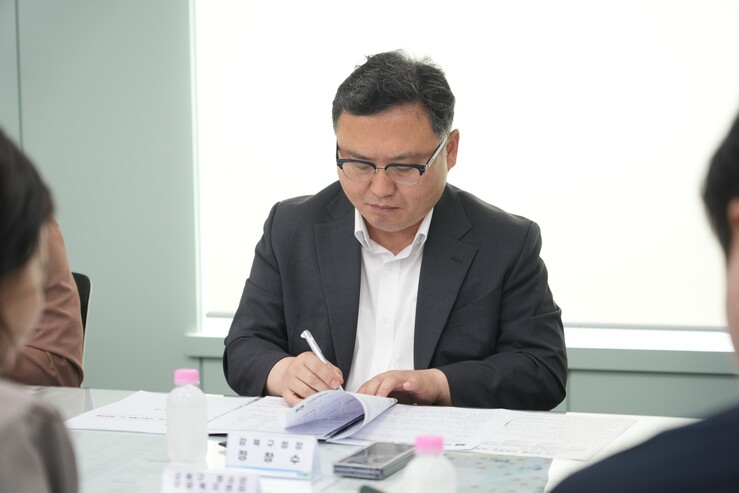 정창수 강북구청장, 자살·은둔·고독사 예방 TF 첫 회의 주재