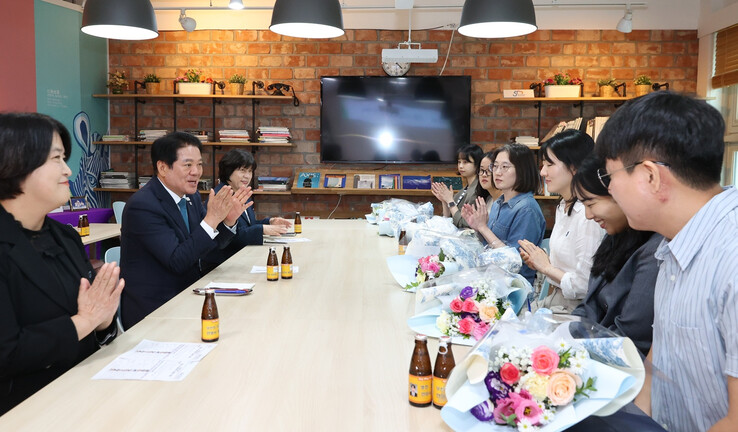 안양시, 3분기 민원 우수공무원과 간...